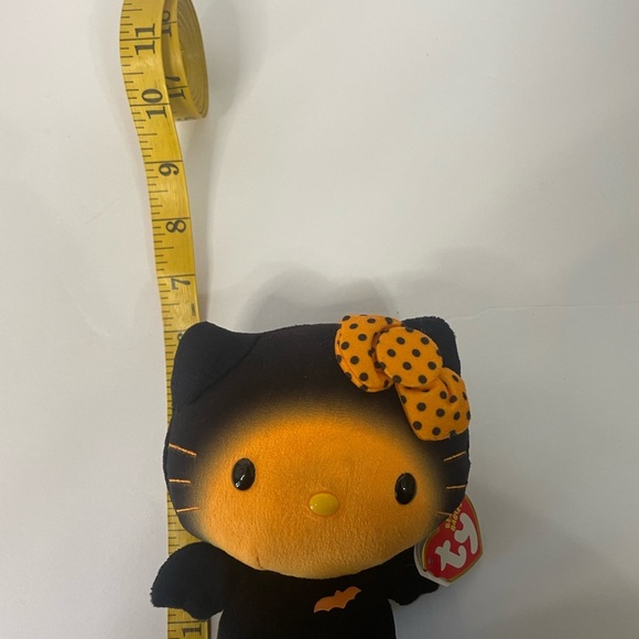 Halloween Hello Kitty Ty Beanie and Socks - Picture 5 of 8